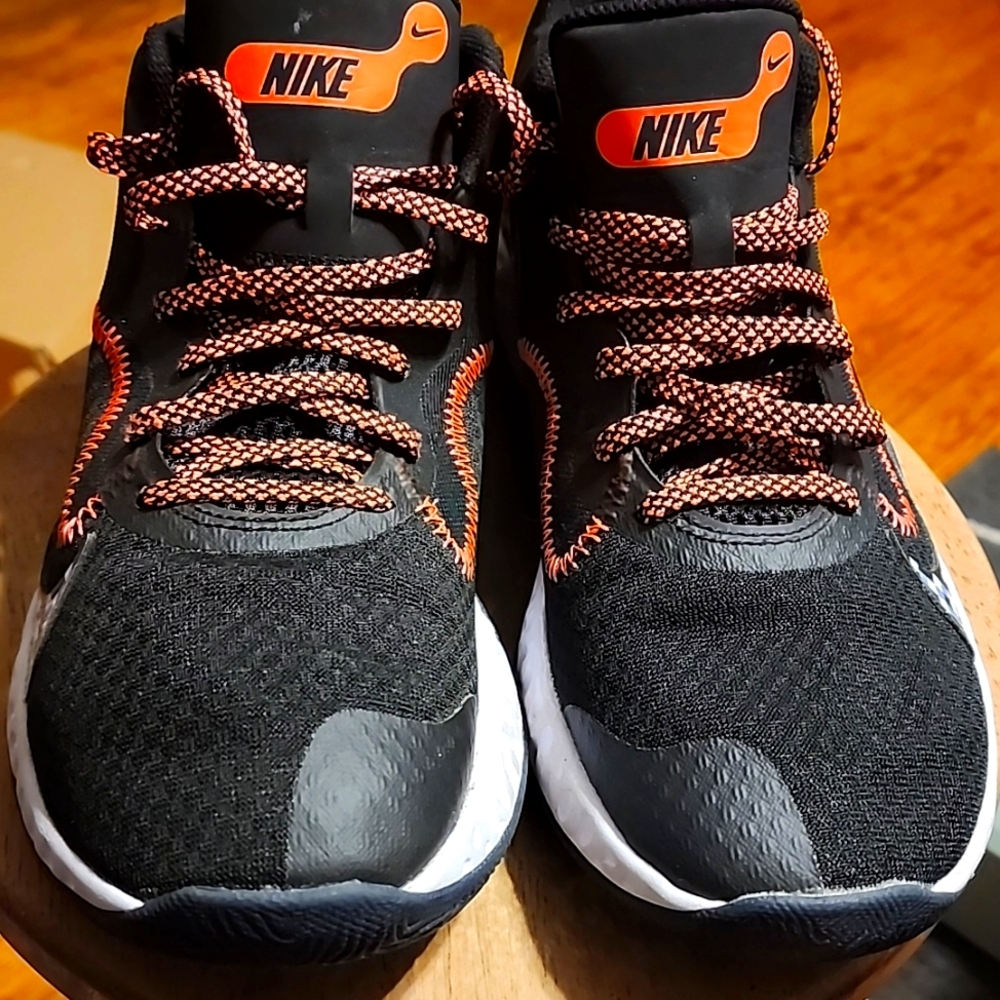 Men's Nike sneakers